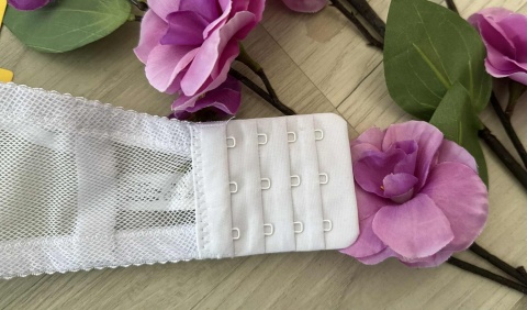 BIUSTONOSZ NADIZI''E''