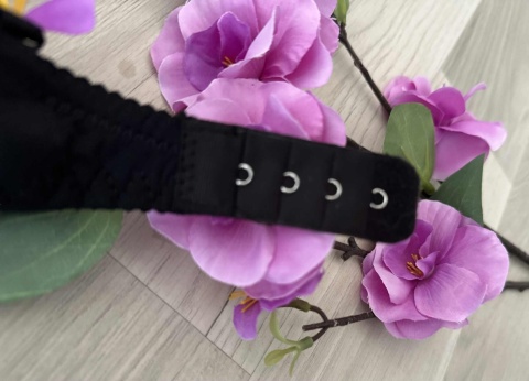 BIUSTONOSZ AIMINA ''A''